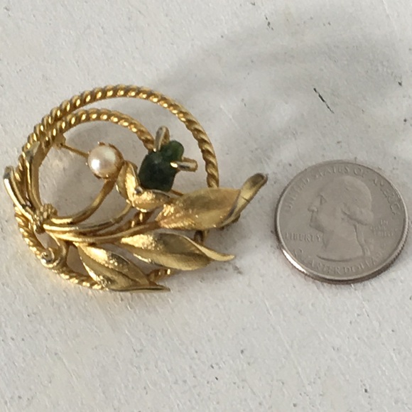 Vintage 1966 Sarah Coventry "Jade Garden" Pearl Brooch/Pin - Picture 8 of 9